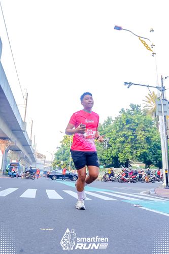 Race photo from Smartfren Run 2025 