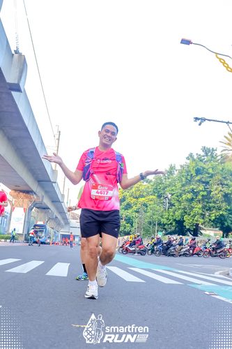 Race photo from Smartfren Run 2025 