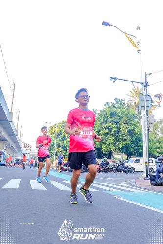 Race photo from Smartfren Run 2025 
