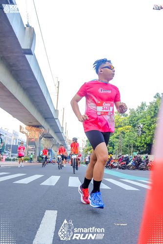 Race photo from Smartfren Run 2025 
