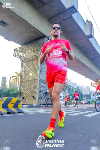 Race photo from Smartfren Run 2025 