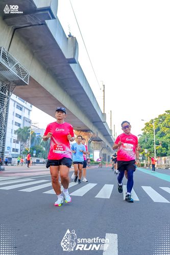 Race photo from Smartfren Run 2025 