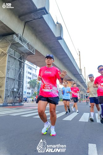 Race photo from Smartfren Run 2025 