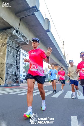 Race photo from Smartfren Run 2025 