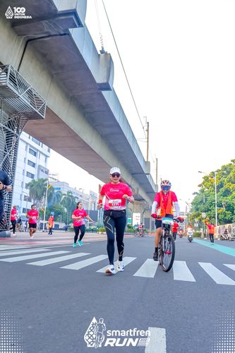 Race photo from Smartfren Run 2025 