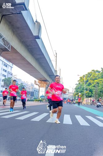 Race photo from Smartfren Run 2025 