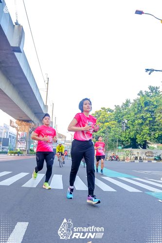 Race photo from Smartfren Run 2025 