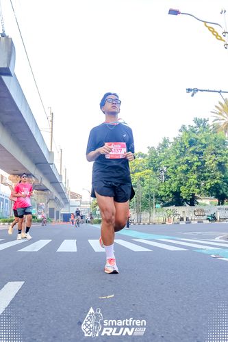 Race photo from Smartfren Run 2025 