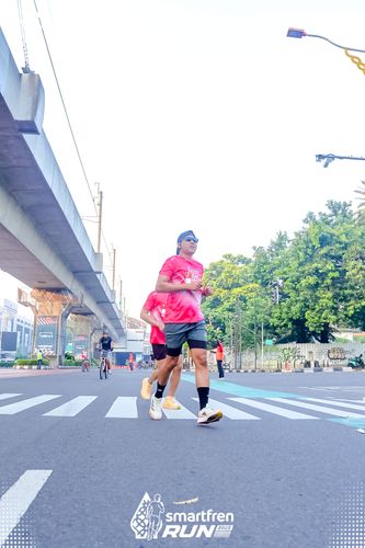 Race photo from Smartfren Run 2025 