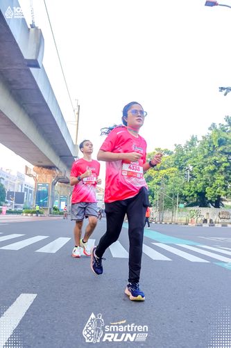 Race photo from Smartfren Run 2025 