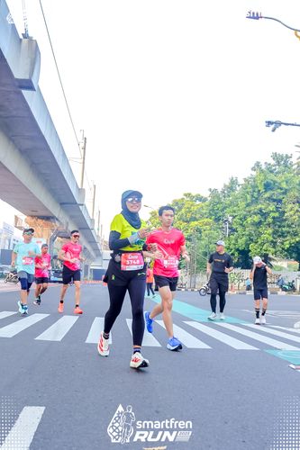 Race photo from Smartfren Run 2025 