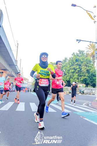 Race photo from Smartfren Run 2025 