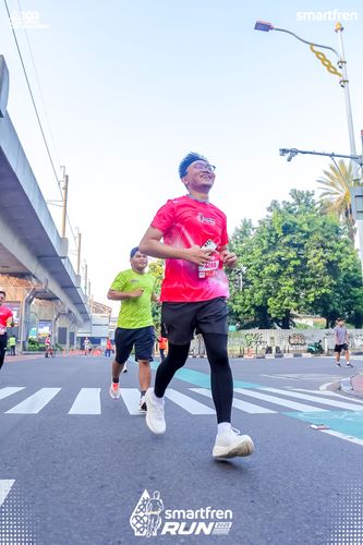 Race photo from Smartfren Run 2025 