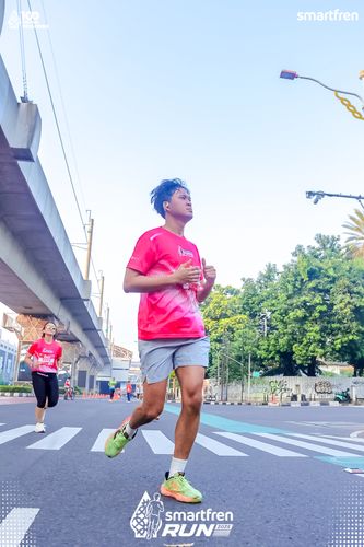 Race photo from Smartfren Run 2025 