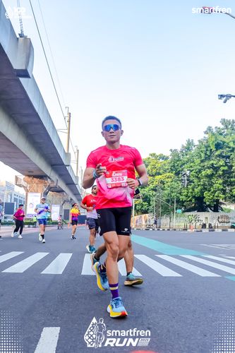 Race photo from Smartfren Run 2025 