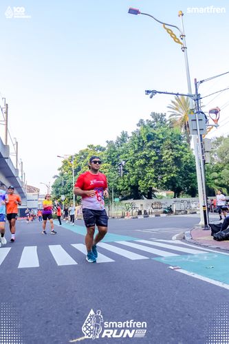 Race photo from Smartfren Run 2025 