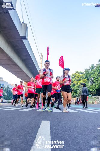 Race photo from Smartfren Run 2025 