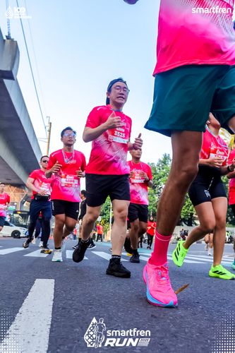 Race photo from Smartfren Run 2025 