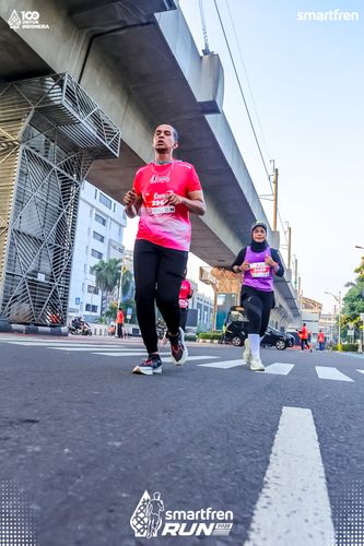 Race photo from Smartfren Run 2025 
