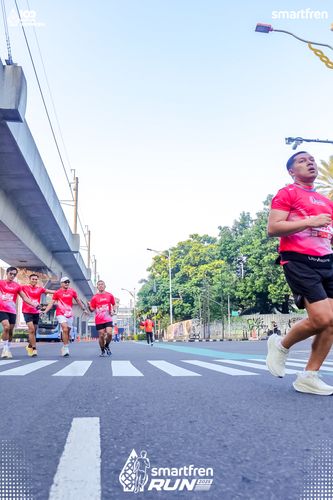 Race photo from Smartfren Run 2025 
