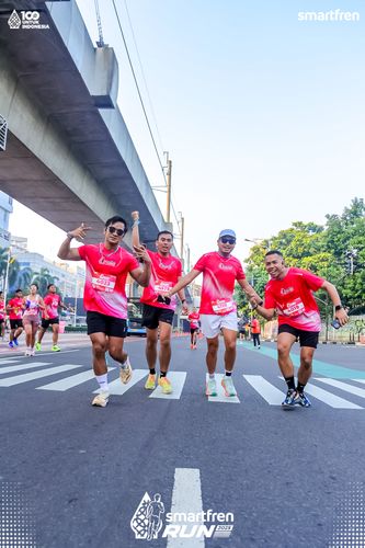Race photo from Smartfren Run 2025 