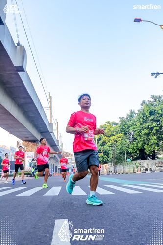 Race photo from Smartfren Run 2025 