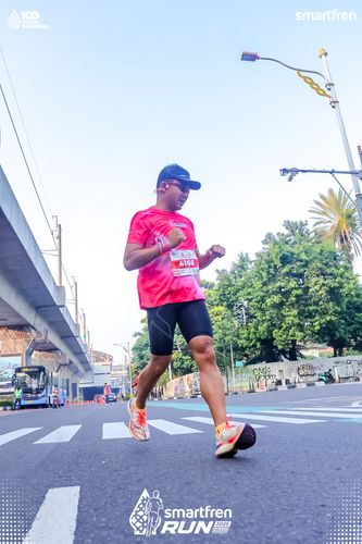 Race photo from Smartfren Run 2025 