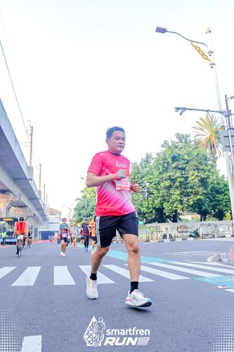 Race photo from Smartfren Run 2025 