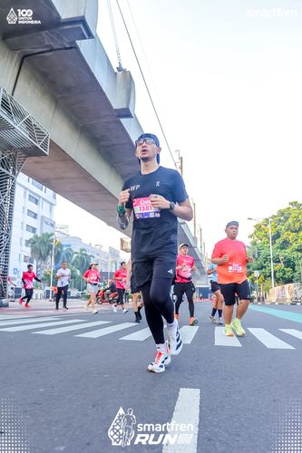 Race photo from Smartfren Run 2025 
