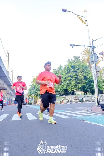 Race photo from Smartfren Run 2025 