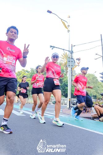 Race photo from Smartfren Run 2025 