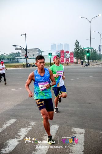 Race photo from BAF LIONS RUN 2024