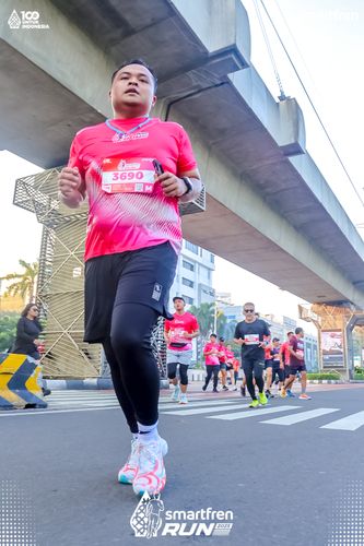 Race photo from Smartfren Run 2025 