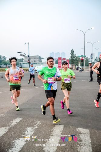 Race photo from BAF LIONS RUN 2024