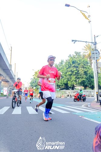 Race photo from Smartfren Run 2025 