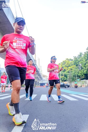 Race photo from Smartfren Run 2025 
