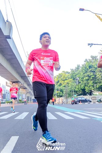 Race photo from Smartfren Run 2025 