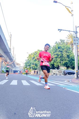 Race photo from Smartfren Run 2025 