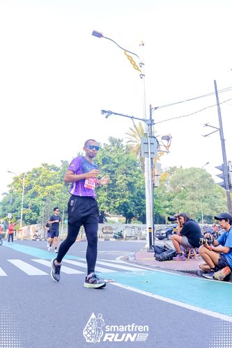 Race photo from Smartfren Run 2025 