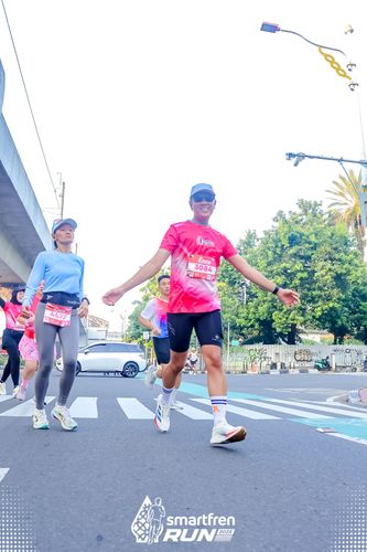 Race photo from Smartfren Run 2025 