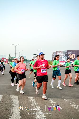 Race photo from BAF LIONS RUN 2024