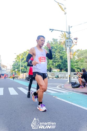 Race photo from Smartfren Run 2025 