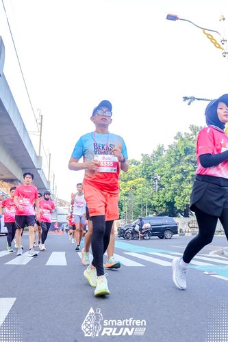 Race photo from Smartfren Run 2025 