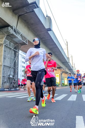 Race photo from Smartfren Run 2025 