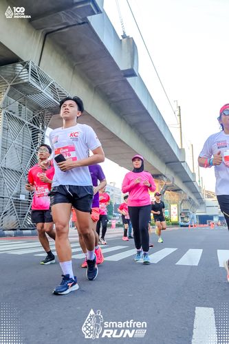 Race photo from Smartfren Run 2025 