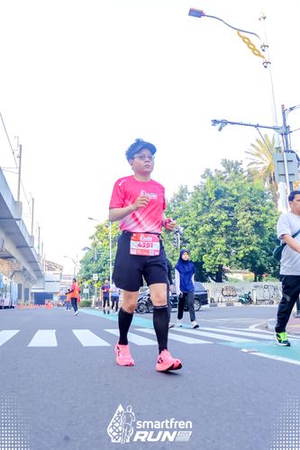 Race photo from Smartfren Run 2025 