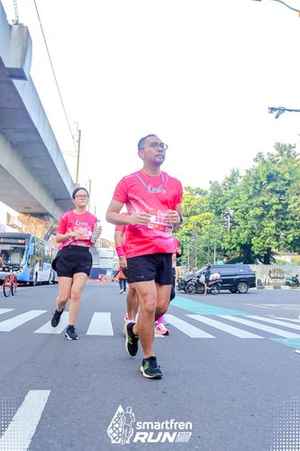 Race photo from Smartfren Run 2025 