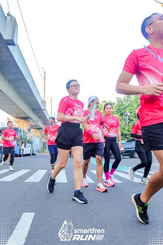 Race photo from Smartfren Run 2025 
