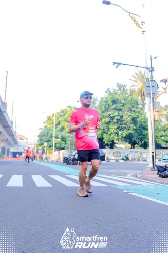 Race photo from Smartfren Run 2025 