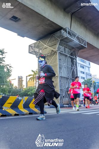 Race photo from Smartfren Run 2025 